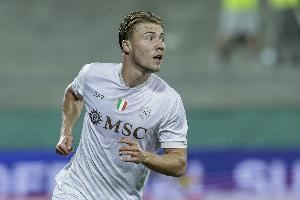 米體：霍伊倫的表現(xiàn)得到了孔蒂認可，他將在歐冠中首發(fā)出戰(zhàn)曼城