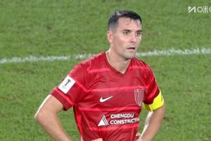 不敢相信！蓉城最后時刻慘遭蔚山絕殺，周定洋賽后無奈愣在原地