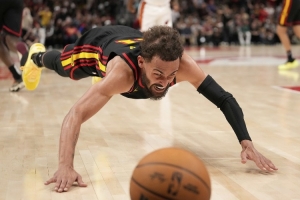 貝弗利to吹羊：7年只進了3次季后賽 你太放松了&跳出舒適區(qū)吧