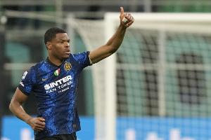 鄧弗里斯：歐冠比賽中真正的國米回來了，我們擁有25名強大的球員