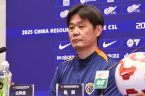 賽前聲音｜李霄鵬：間歇期隊員訓(xùn)練很努力 會對瓦科進行夾擊防守