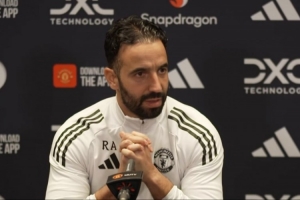 阿莫林：曼聯(lián)可能是壓力最大的俱樂部 我們需在禁區(qū)內(nèi)更積極果斷