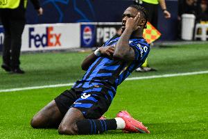 盧卡-托尼：小圖拉姆禁區(qū)能力進步很大 DV9這樣的頂級射手很少