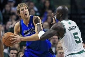 KG和司機(jī)誰(shuí)更強(qiáng)？楊毅：類型不同 加內(nèi)特防守更厲害&司機(jī)進(jìn)攻更強(qiáng)