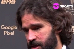 阿利森談金球獎：登貝萊是實至名歸的，但我支持薩拉赫和拉菲尼亞