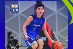 全國U21青年籃球錦標最佳得分手：何佳軒 最佳搶斷手：楊溢