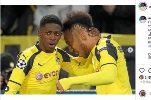 奧巴梅揚社媒曬與登貝萊合照，祝賀前隊友斬獲金球：實至名歸