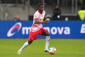 萊比錫官方：施拉格和海達(dá)拉無緣戰(zhàn)沃爾夫斯堡，亨里希斯繼續(xù)缺席