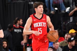 名記：火箭季前賽將更多安排謝潑德&阿門當(dāng)控衛(wèi) KD申京也會多持球