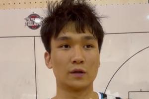 我采訪到了龍獅籃球俱樂部的管子煜 他對NBA季前賽之旅有何期待呢