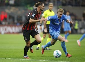 安布羅西尼：拉比奧特能表現(xiàn)出色我想到了，但我沒想到他會(huì)這么強(qiáng)