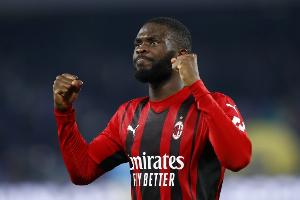 米體：托莫里可能無緣出戰(zhàn)尤文，若如此德溫特可能首發(fā)出戰(zhàn)