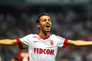 B席：我從“開(kāi)心果”慢慢成為隊(duì)長(zhǎng) 當(dāng)年在摩納哥擊敗曼城難以置信