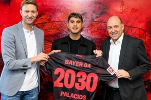 勒沃庫森官方：與球隊中場帕拉西奧斯續(xù)約至2030年