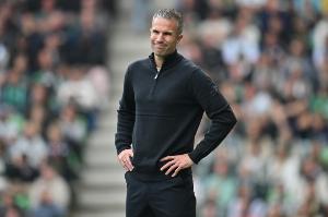 范佩西：從不強(qiáng)調(diào)必須贏球，只要這么踢勝利自然而然會到來