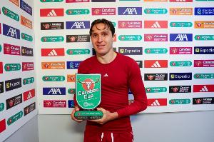 不認(rèn)輸！TA：基耶薩若想回國肯定不缺下家，但他堅(jiān)持留隊(duì)證明自己