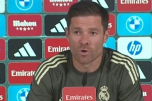 阿隆索：巴爾韋德已準(zhǔn)備出戰(zhàn)明日比賽；從未有球員拒絕踢某個位置