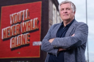 名宿：放現(xiàn)在克洛普不會多看我一眼，我認為我更適合斯洛特的戰(zhàn)術(shù)