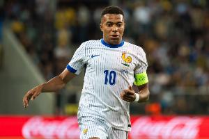 隊報：姆巴佩帶傷前往法國隊報到 對黃潛讓腳踝扭傷輕微加重