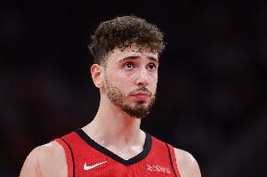 基本功都扎實(shí)了！火箭上半場(chǎng)罰球16罰全中 申京9罰9中