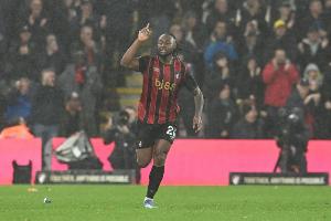 前曼聯(lián)球探：塞梅尼奧表現(xiàn)遠(yuǎn)超預(yù)期，聽(tīng)說(shuō)紅魔和熱刺有意引進(jìn)