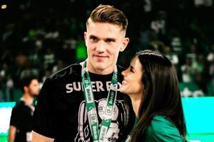 放不下??葡媒：約克雷斯和前女友共度周末，二人希望發(fā)展異國(guó)戀