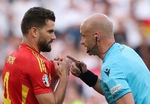 做全職裁判前當(dāng)了13年獄警！安東尼泰勒：這兩份工作很相似