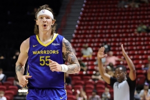 夏聯(lián)代表勇士場均9.2分！熱火簽下落選秀馬德森并裁掉基爾斯