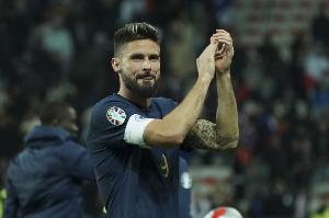 吉魯：當(dāng)初法國球迷因本澤馬噓我讓我感覺很受傷，我想要證明自己