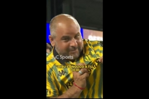 友愛，大馬丁按約定將自己的訓練服贈送給家鄉(xiāng)球隊的球迷