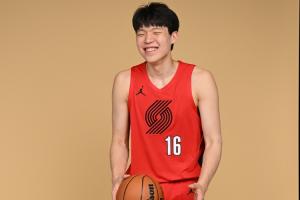 這啥比賽！開拓者國王首節(jié)狂吹31個罰球+21個犯規(guī) 楊瀚森小薩3犯