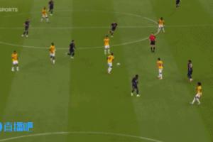 太生猛！35歲瓦倫西亞硬吃理查茲攻破美國(guó)大門，國(guó)家隊(duì)101場(chǎng)48球