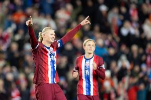 世預(yù)賽連場(chǎng)戴帽！哈蘭德是歐洲第五人，凱恩也曾在2021年做到