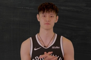 籃球&三分球&布魯克林&扣籃&蓋帽 曾凡博給籃網(wǎng)隊(duì)友們教中文