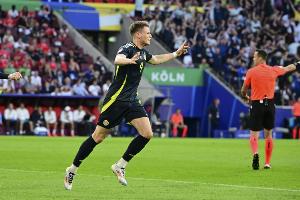 麥克托米奈：兩戰(zhàn)兩勝但我們?nèi)孕杼嵘憩F(xiàn)，繼續(xù)展現(xiàn)出韌性