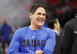 庫班再談小卡陰陽合同：我不認(rèn)為快船隊(duì)做錯(cuò)了什么 所以問題為零