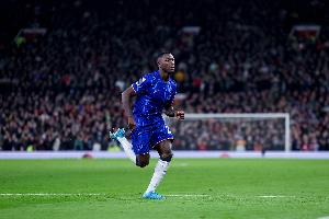 記者：凱塞多現(xiàn)在由家人代理，刪帖是因?yàn)榇朕o不當(dāng)