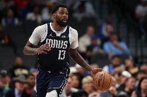 很有攻擊性！馬紹爾替補(bǔ)21分鐘 7中4&10罰8中貢獻(xiàn)17分2板