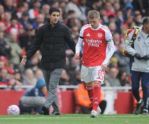 帶傷多踢10分鐘才離場(chǎng)！衛(wèi)報(bào)：厄德高預(yù)計(jì)傷缺六周，缺戰(zhàn)七場(chǎng)比賽