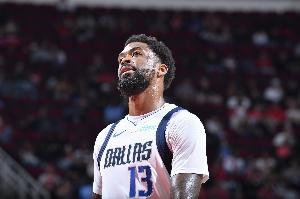 亂戰(zhàn)高手！馬紹爾半場(chǎng)5中3&8罰7中 貢獻(xiàn)14分2板1助1帽&正負(fù)值+14