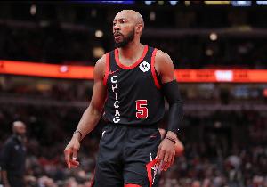 高效替補(bǔ)！杰旺-卡特10投7中&三分6中3得到17分3板3助