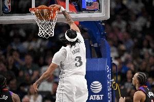 濃眉談先發(fā)：防守有些麻煩&進(jìn)攻每個位置都有優(yōu)勢 繼續(xù)磨合