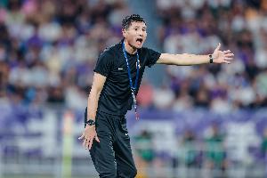 邵佳一：對(duì)每個(gè)中國(guó)的職業(yè)教練來(lái)說(shuō)，國(guó)家隊(duì)主教練無(wú)疑是最高夢(mèng)想