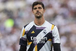 馬卡報(bào)：庫(kù)爾圖瓦提前結(jié)束假期回到皇馬陣中，贏得教練組贊賞