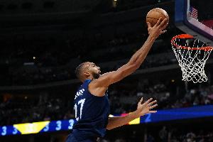 內(nèi)線支柱！戈貝爾半場(chǎng)9中4拿到10分5板1帽