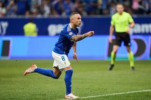 將門(mén)虎子！卡索拉之子踢球的視頻在社交網(wǎng)絡(luò)上爆火