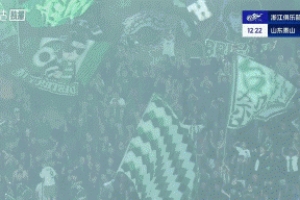 錯(cuò)失領(lǐng)先良機(jī)！瓦科造點(diǎn)+親自主罰被趙博撲出！泰山仍0-0浙江