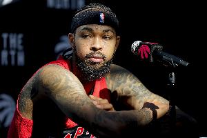 戲份不多！英格拉姆半場(chǎng)5中3 拿到8分2板3助2斷&正負(fù)值+11