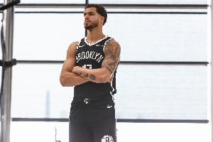 那我可就掄了！小波特上半場12中7砍19分4板1助 三分5中3