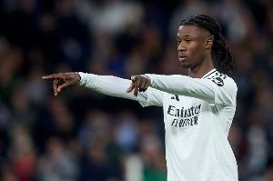 卡馬文加：可以接受臨時(shí)客串左后衛(wèi)，但不愿長(zhǎng)期踢這個(gè)位置